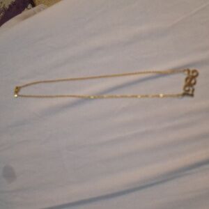 1986 goldtone pendant and necklace